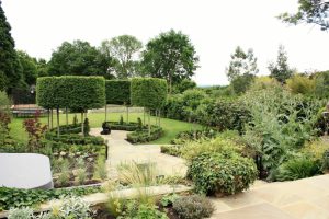 garden landscapes and maintenance services